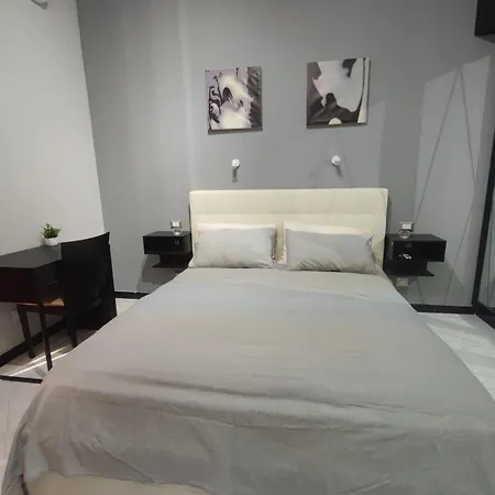 Gemelli House - Monte Mario Apartment *